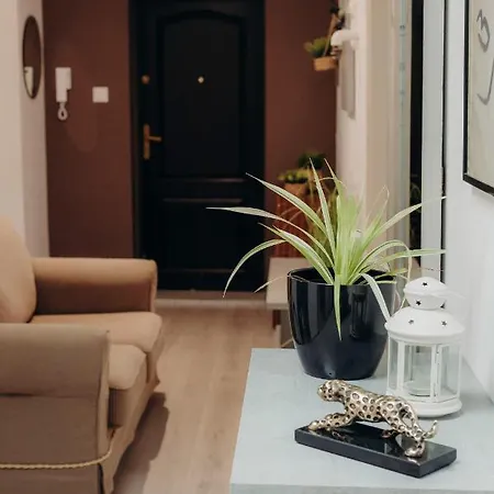 Wolska 80m2 - 7 People, 3 Apartament *