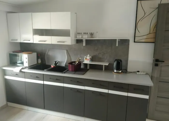 Wolska 80m2 - 7 People, 3 Apartament *
