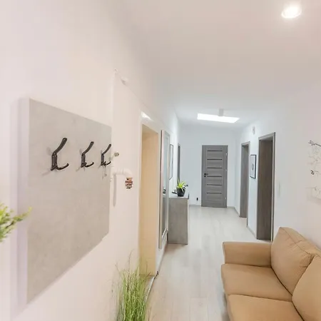 Wolska 80m2 - 7 People, 3 Vratislav